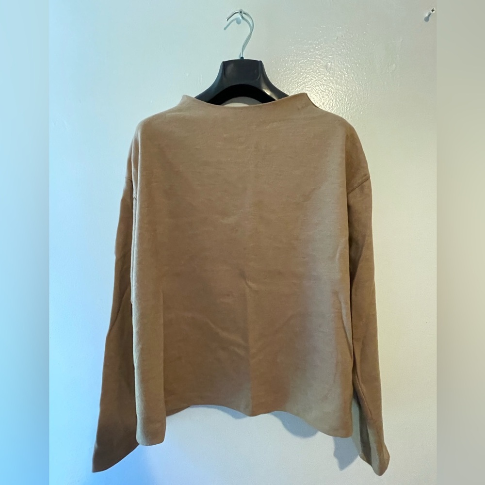 Uniqlo mock neck long sleeve shirt